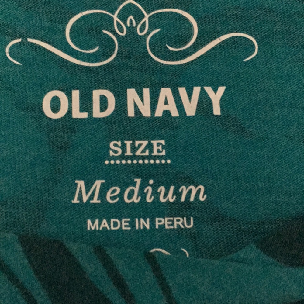 MEDIUM Old Navy Summer Laguana Beach Breeze T - Picture 6 of 7